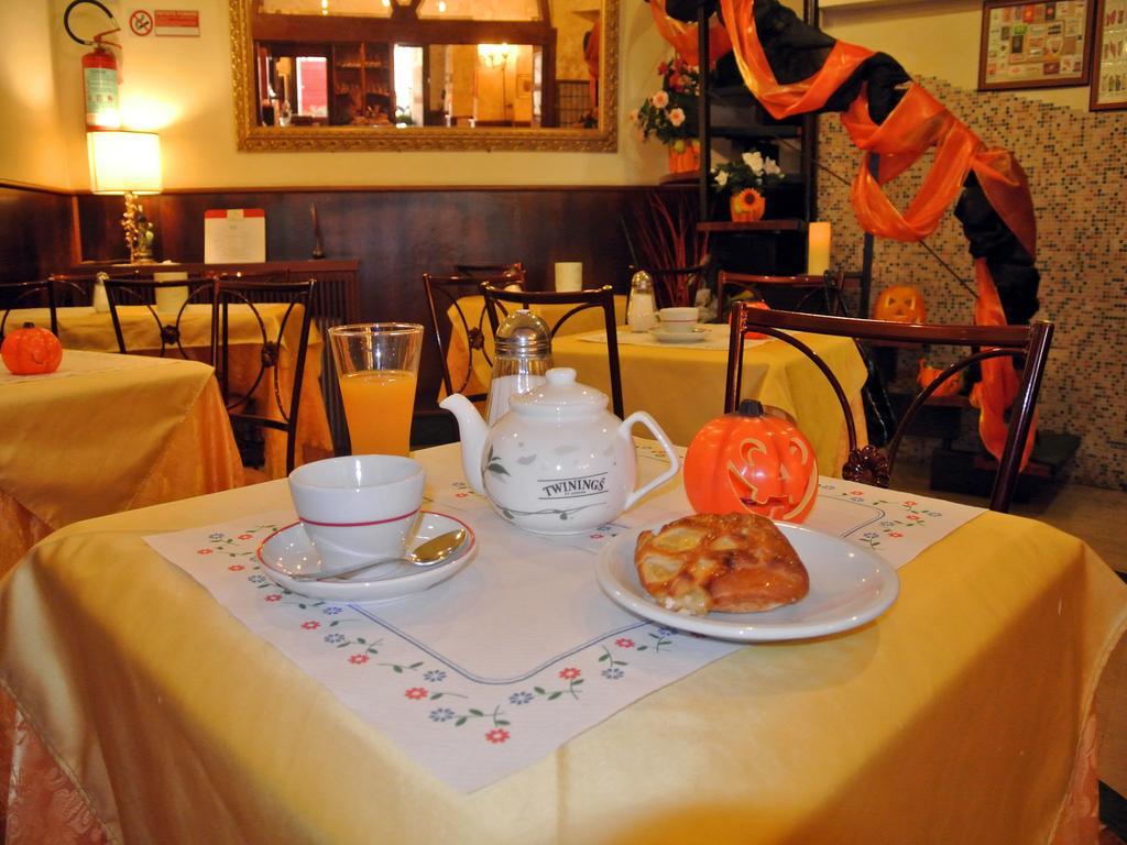 Assisi Hotell Rom